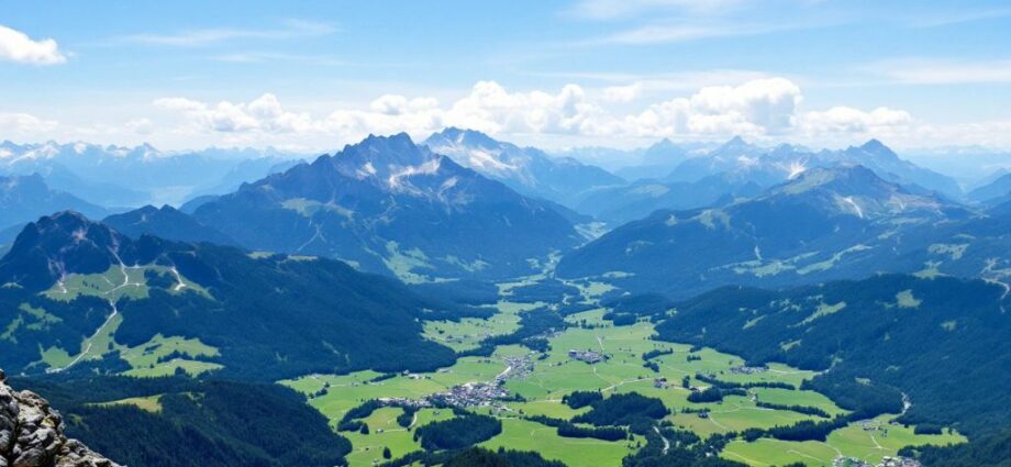 Panoramablick auf die Seefelder Spitze und umliegende Berge.